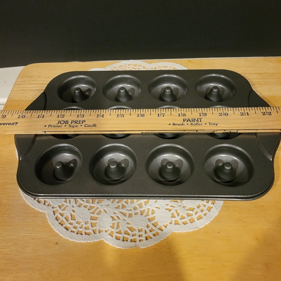 Norpro Non-Stick Mini Doughnut Pan - Picture 4 of 7